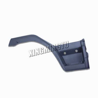 Ursprung in China Neuer Kunststoff-Fender-Frontteil für Dongfeng Chenglong 609 Lkw M61-8403221B M61-8403221B-YC M61-8403321/421